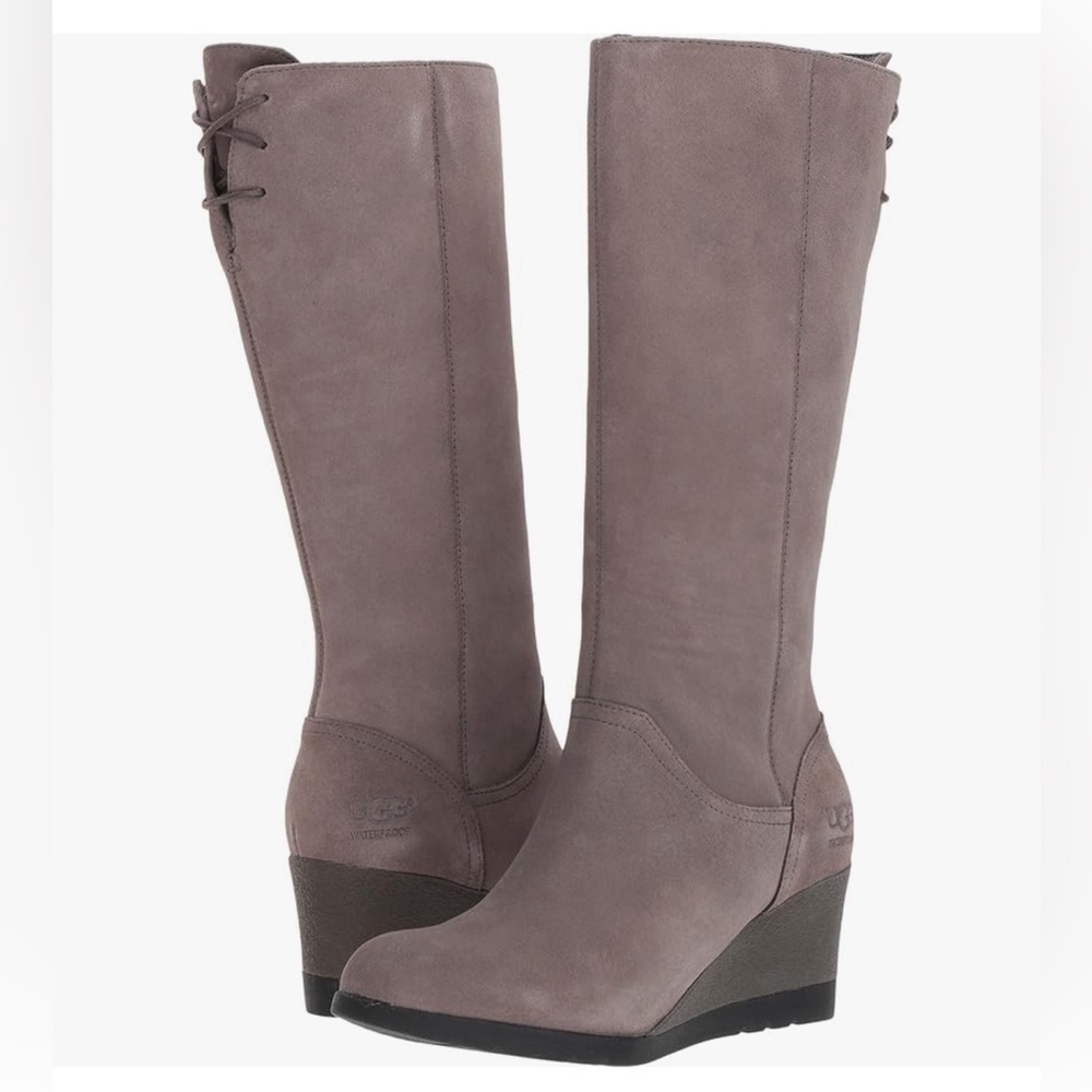 UGG Women's Dawna Winter Boot